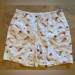 Lands End beach print White Shorts, size 10